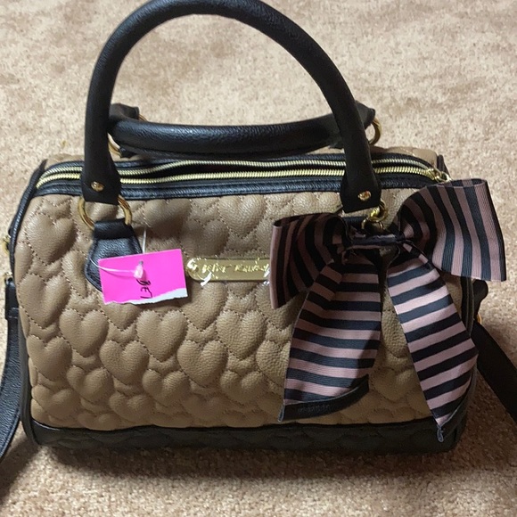 Betsey Johnson Handbags - NWT Betsey Johnson quilted satchel. Brown & black